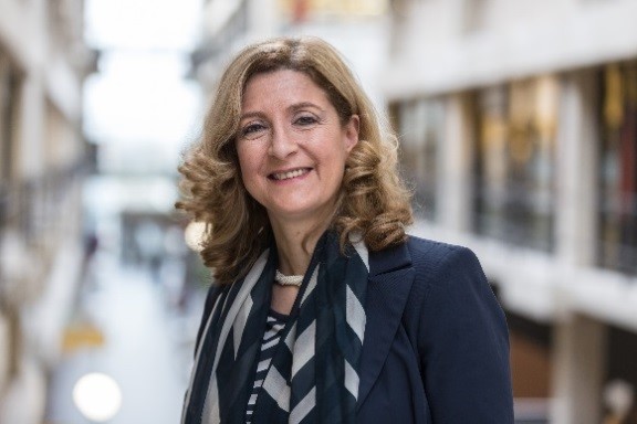 Portrait Eleonora Aronica